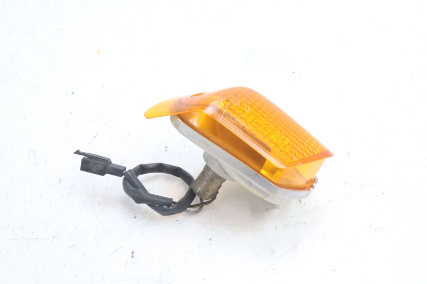 photo de CLIGNOTANT ARRIERE DROIT KAWASAKI ZZR 600 (1995 - 2004) - Autre angle de vue