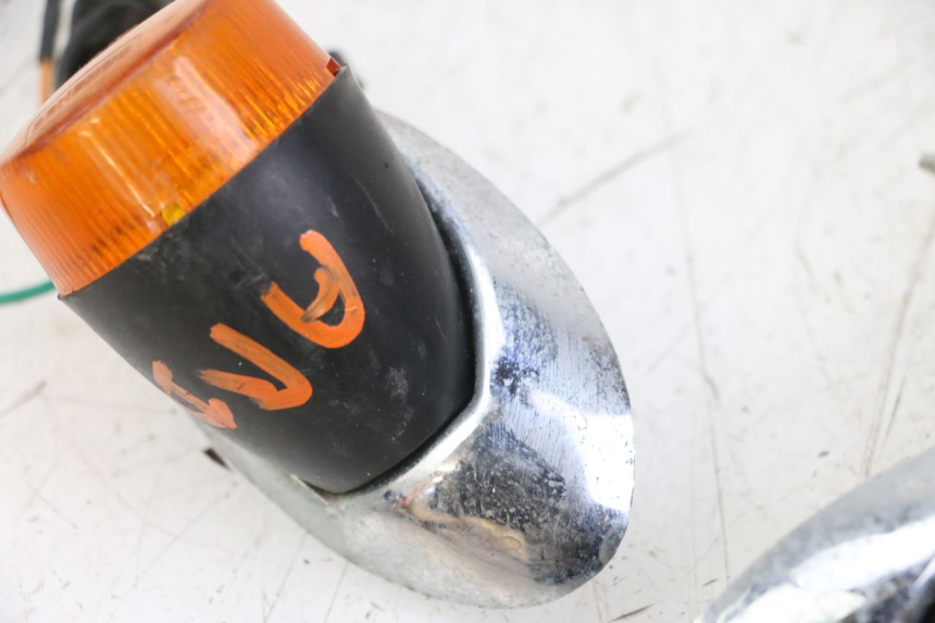 photo de CLIGNOTANT ARRIERE EUROCKA RETRO 50 (2007 - 2014) - Zoom état d’usage