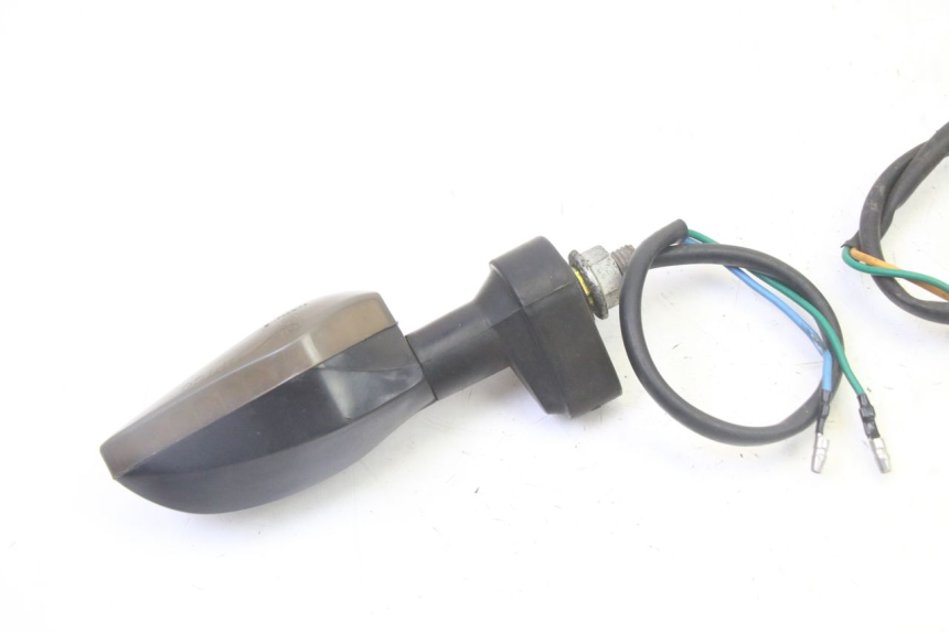 photo de CLIGNOTANT ARRIERE STAHO FH 50 (2018 - 2019) - Points de fixation