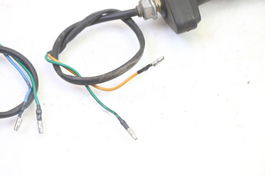 photo de CLIGNOTANT ARRIERE STAHO FH 50 (2018 - 2019) - Marquages et références