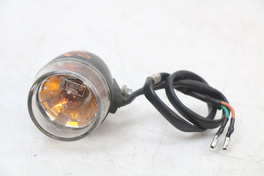 photo de CLIGNOTANT ARRIERE GAUCHE KYMCO AGILITY 4T 50 (2018 - 2022) - Détail de la pièce