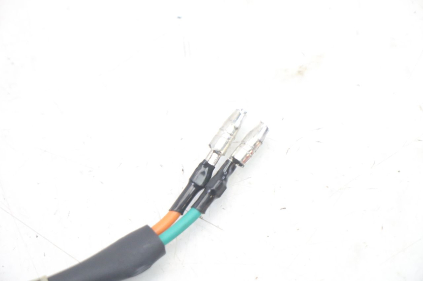 photo de CLIGNOTANT ARRIERE GAUCHE KYMCO AGILITY 4T 50 (2005 - 2018) - Points de fixation