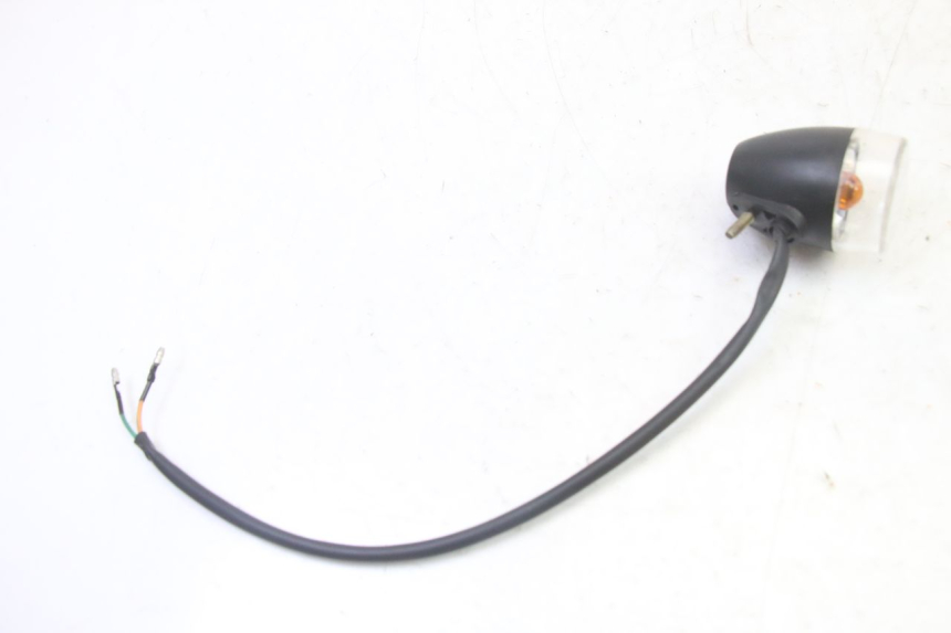 photo de CLIGNOTANT ARRIERE GAUCHE KYMCO AGILITY 4T 50 (2005 - 2018) - Autre angle de vue