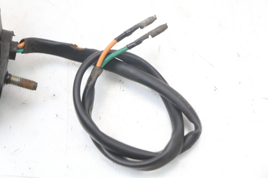 photo de Rear left turn signal KYMCO AGILITY FR 2T 50 (2012 - 2017) - Gros plan technique