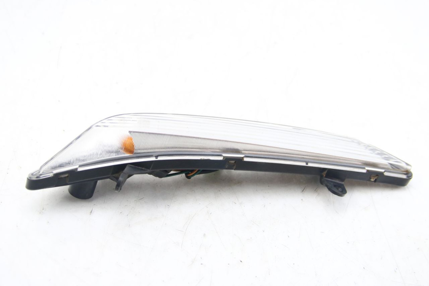 photo de CLIGNOTANT ARRIERE GAUCHE ECCITY ARTELEC 670 1 (2013 - 2017) - Autre angle de vue