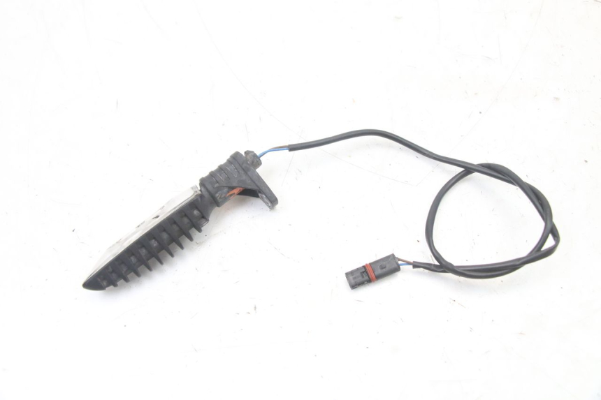 photo de CLIGNOTANT ARRIERE GAUCHE BMW S RR ABS S1000RR 1000 (2015 - 2018) - Zoom état d’usage