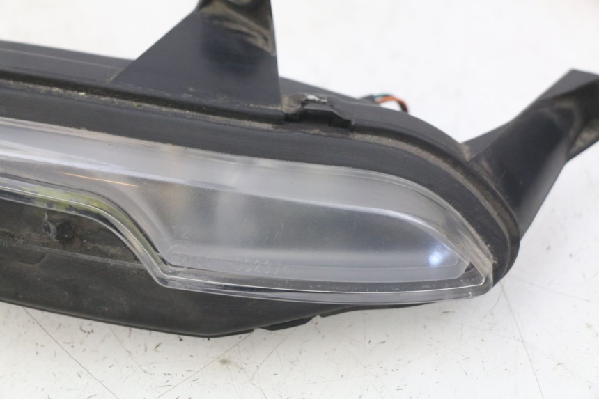 photo de CLIGNOTANT ARRIERE GAUCHE PEUGEOT DJANGO 2T 50 (2014 - 2019) - Points de fixation