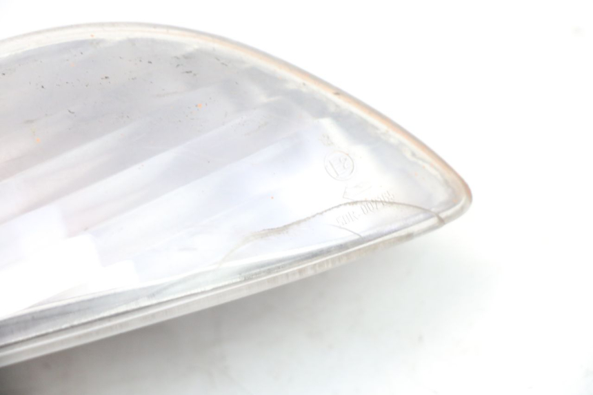 photo de CLIGNOTANT ARRIERE GAUCHE PEUGEOT ELYSEO 125 (1999 - 2004) - Zoom état d’usage