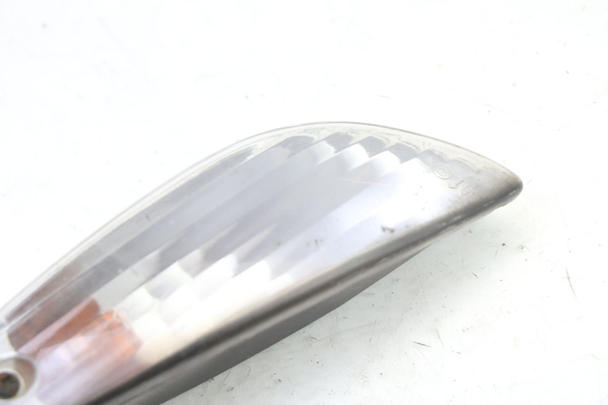 photo de CLIGNOTANT ARRIERE GAUCHE PEUGEOT ELYSTAR 50 (2002 - 2014) - Zoom état d’usage