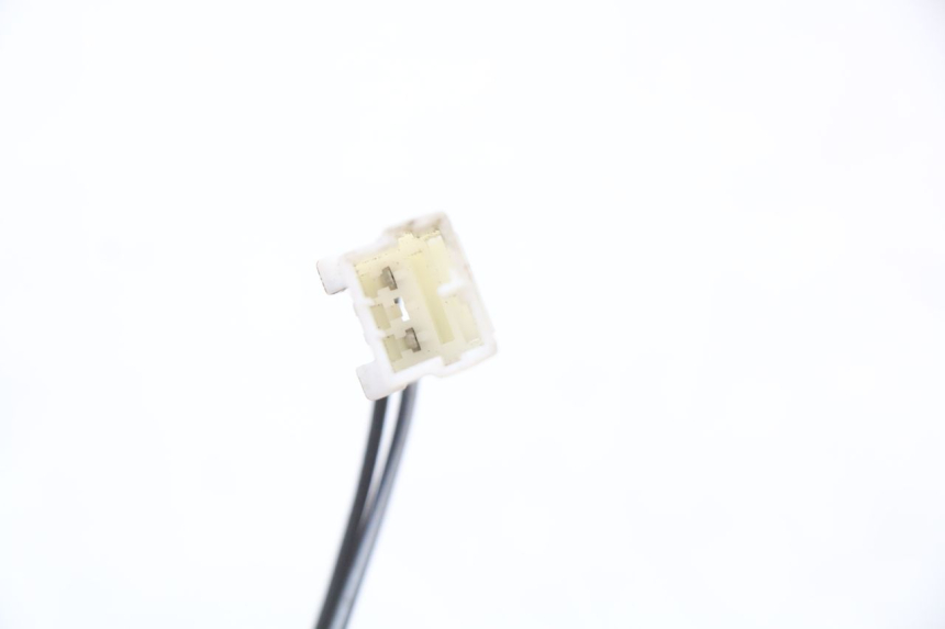 photo de CLIGNOTANT ARRIERE GAUCHE PIAGGIO FLY 2T 50 (2004 - 2017) - Autre angle de vue