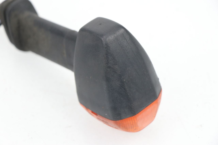 photo de CLIGNOTANT ARRIERE GAUCHE YAMAHA FZS FAZER 600 (1998 - 2001) - Pièce contrôlée