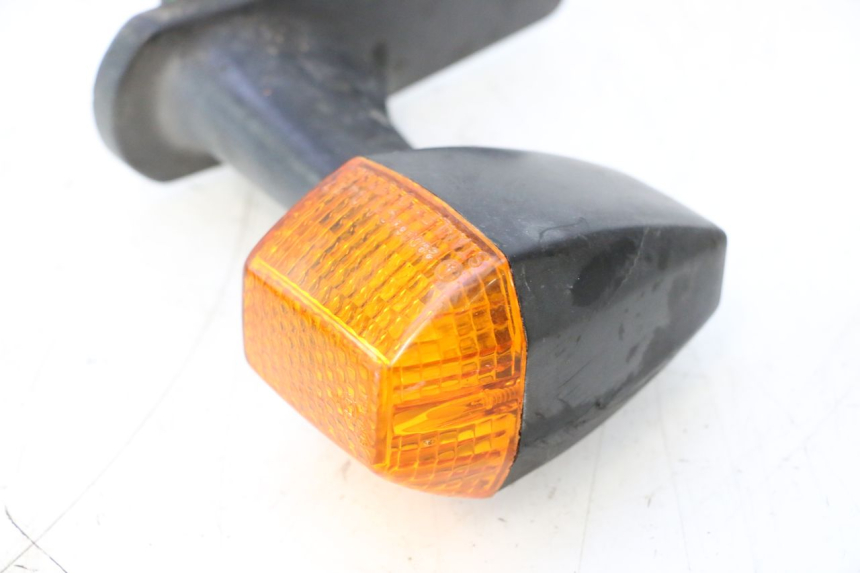 photo de CLIGNOTANT ARRIERE GAUCHE KAWASAKI GPX F ZX750F 750 (1986 - 1990) - Zoom état d’usage