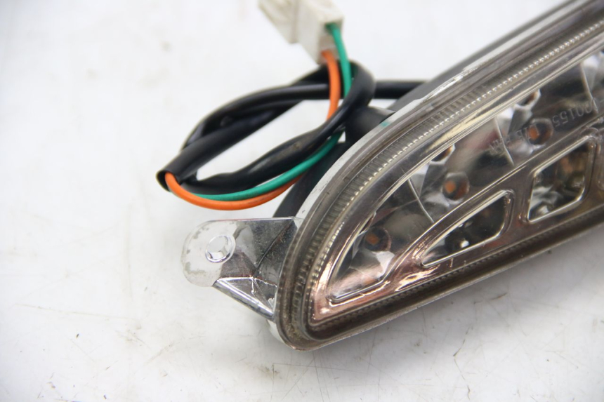 photo de CLIGNOTANT ARRIERE GAUCHE JM MOTORS GT LINE 4T 50 (2021 - 2023) - Zoom état d’usage