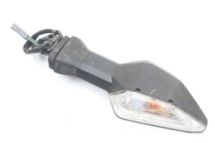 photo de CLIGNOTANT ARRIERE GAUCHE KAWASAKI NINJA 400 (2018 - 2023) - Gros plan technique