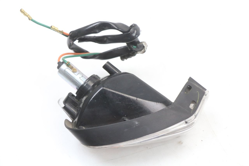 photo de CLIGNOTANT ARRIERE GAUCHE HONDA PCX (JF47) 125 (2012 - 2013) - Zoom état d’usage