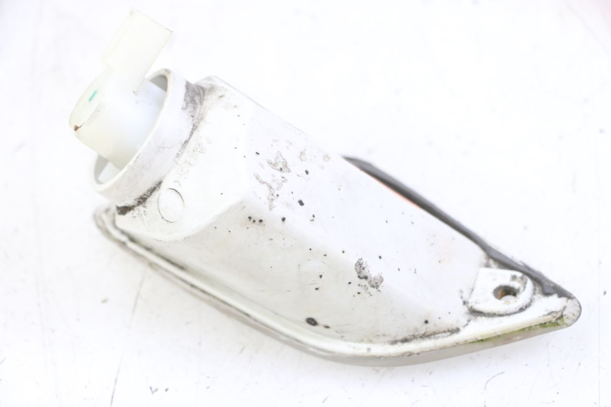 photo de CLIGNOTANT ARRIERE GAUCHE PIAGGIO VESPA GRANTURISMO 200 (2004 - 2005) - Vue d’ensemble