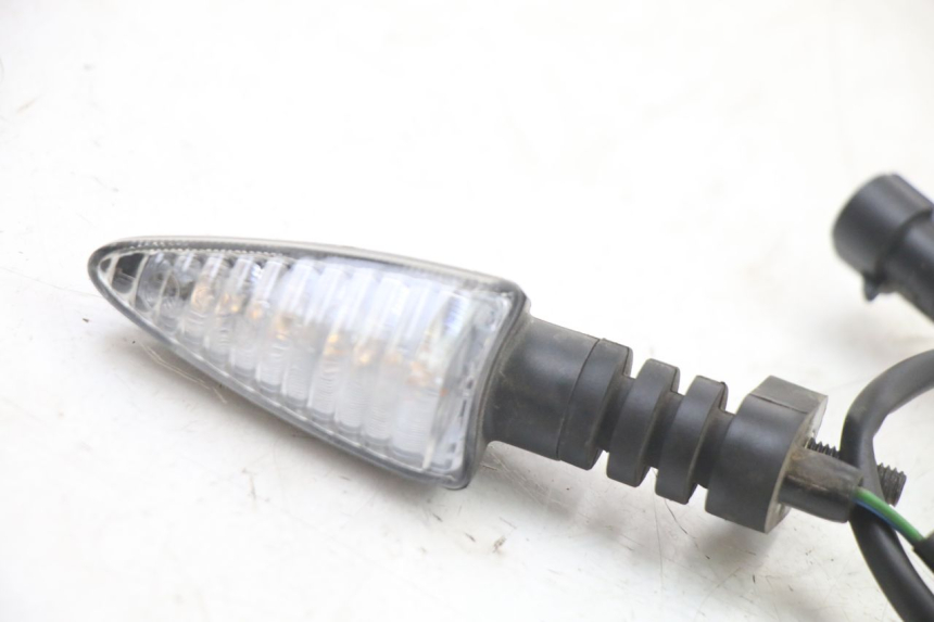 photo de CLIGNOTANT ARRIERE GAUCHE LIGIER PULSE 3 1 (2014 - 2020) - Autre angle de vue