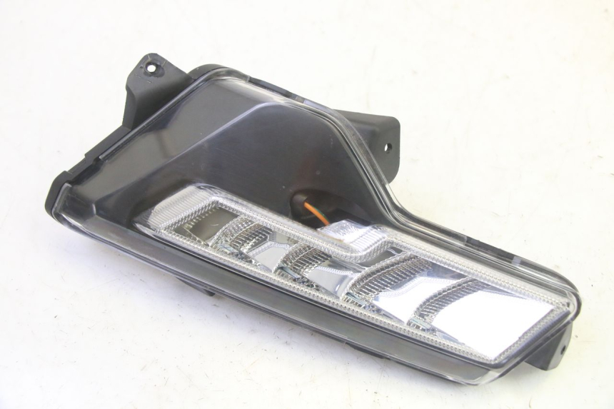 photo de CLIGNOTANT ARRIERE GAUCHE EFUN PUSA 1 - Vue principale