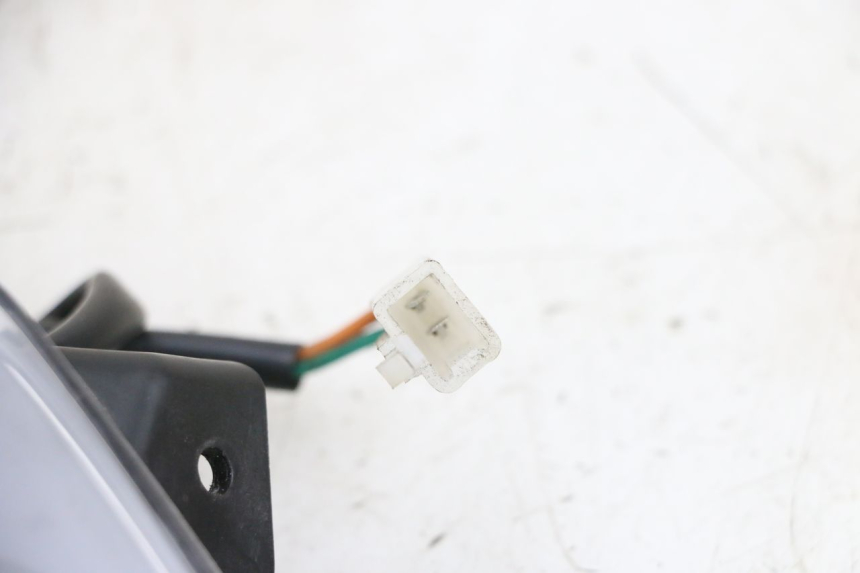 photo de CLIGNOTANT ARRIERE GAUCHE EFUN PUSA 1 - État de surface