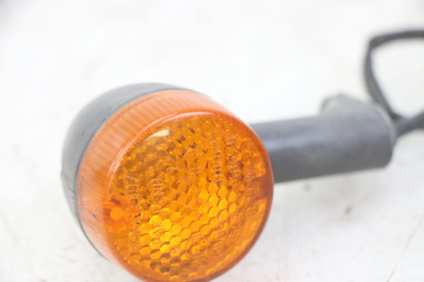 photo de CLIGNOTANT ARRIERE GAUCHE APRILIA RALLY AC 50 (1995 - 2004) - Points de fixation