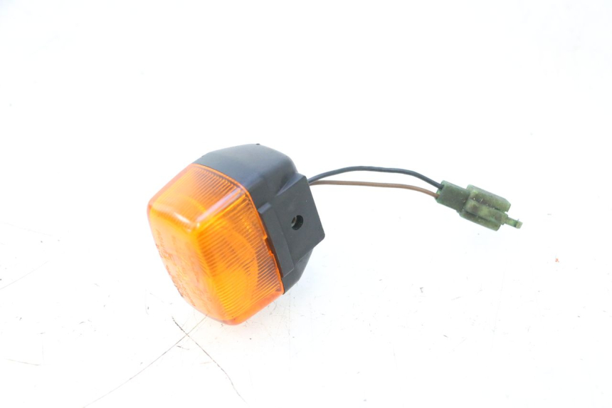 photo de CLIGNOTANT ARRIERE GAUCHE YAMAHA SLIDER 50 (1999 - 2004) - Zoom état d’usage