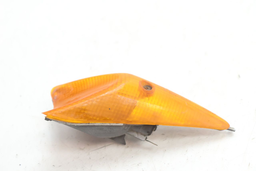 photo de CLIGNOTANT ARRIERE GAUCHE PEUGEOT SPEEDFIGHT LC 50 (1996 - 2002) - Zoom état d’usage
