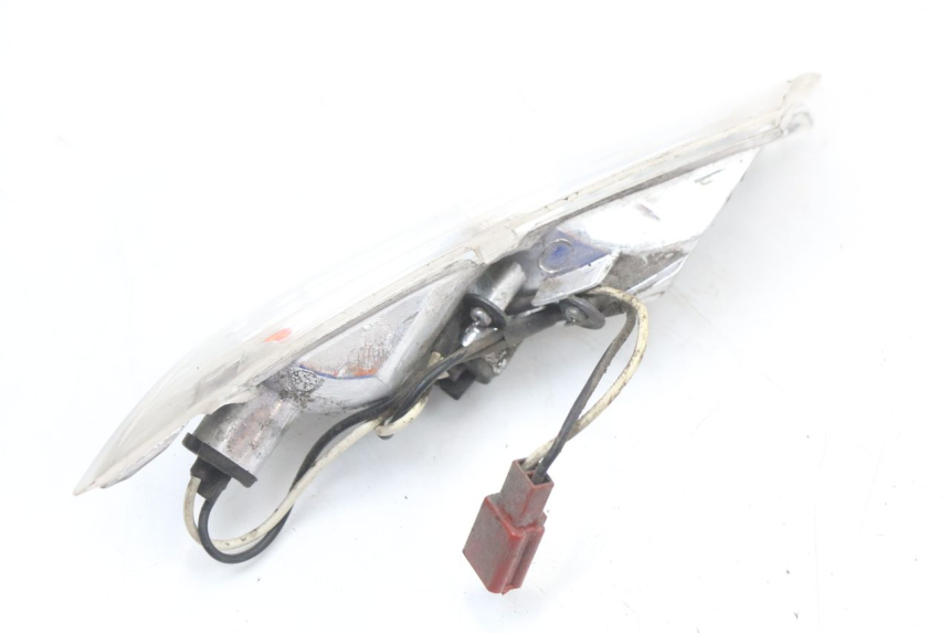 photo de CLIGNOTANT ARRIERE GAUCHE PIAGGIO ZIP 4T 50 (2018 - 2020) - Autre angle de vue