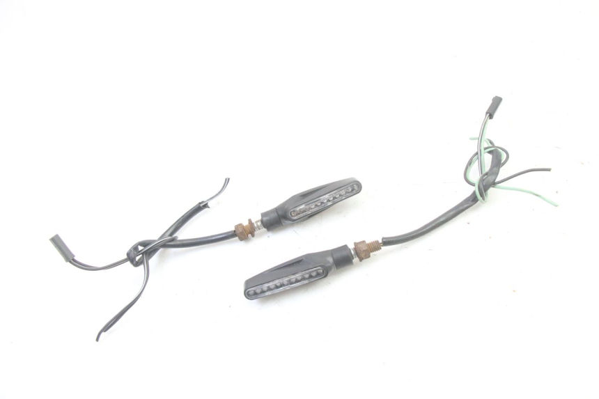 photo de CLIGNOTANT ARRIERE SUZUKI GSR 750 (2011 - 2017) - Détail de la pièce