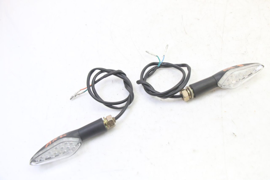 photo de CLIGNOTANT ARRIERE KIDEN KD125-G 125 (2018 - 2022) - Vue principale