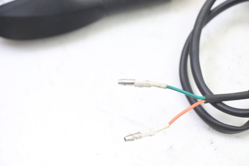 photo de CLIGNOTANT ARRIERE KIDEN KD125-G 125 (2018 - 2022) - État de surface