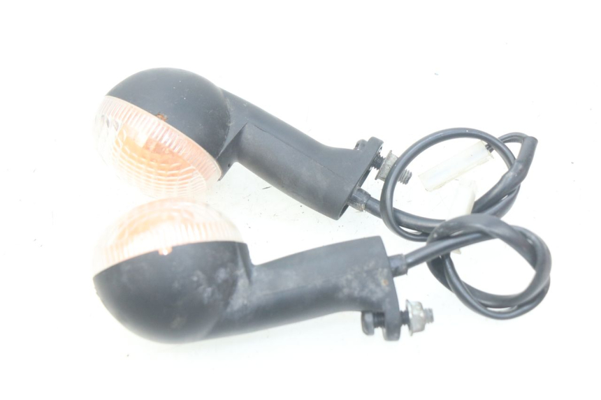 photo de CLIGNOTANT ARRIERE PEUGEOT LUDIX BLASTER 50 (2006 - 2014) - Détail de la pièce