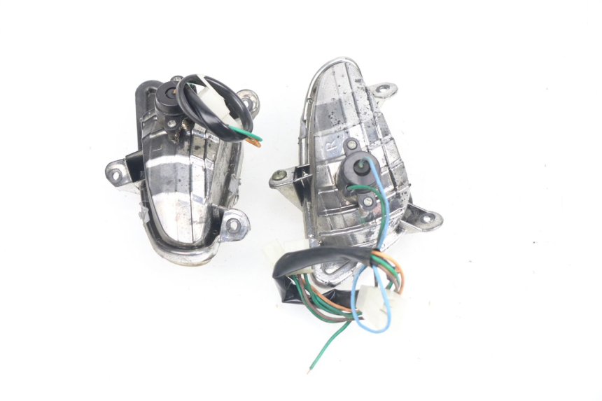 photo de CLIGNOTANT ARRIERE JM MOTORS OLDIES GT 4T 50 (2010 - 2017) - Vue d’ensemble