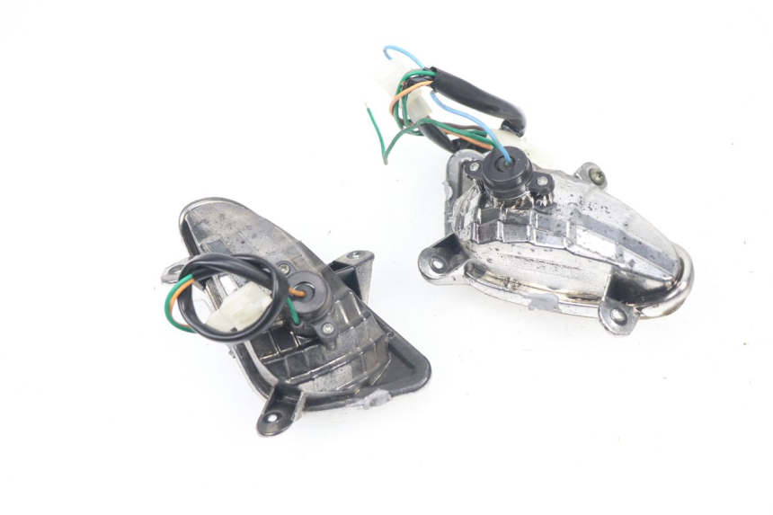 photo de CLIGNOTANT ARRIERE JM MOTORS OLDIES GT 4T 50 (2010 - 2017) - Points de fixation