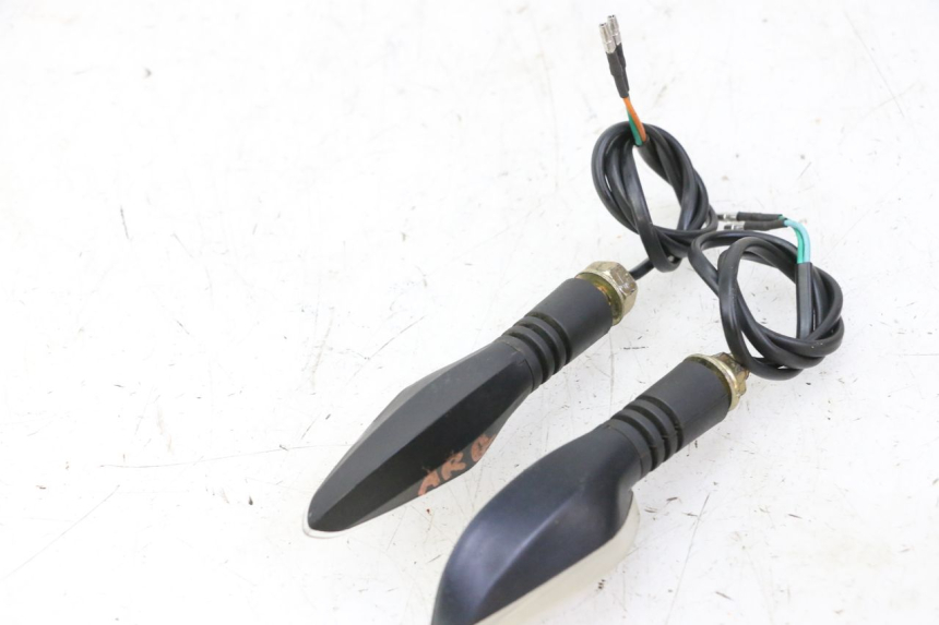 photo de CLIGNOTANT ARRIERE MAG POWER R-STREET 50 (2016 - 2025) - Zoom état d’usage