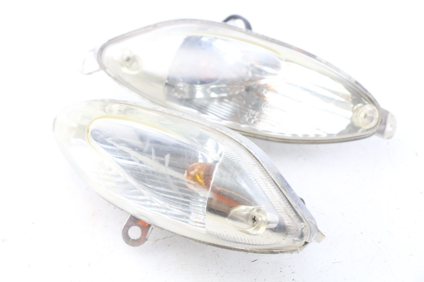 photo de CLIGNOTANT ARRIERE DAELIM S4 50 (2010 - 2015) - Vue principale