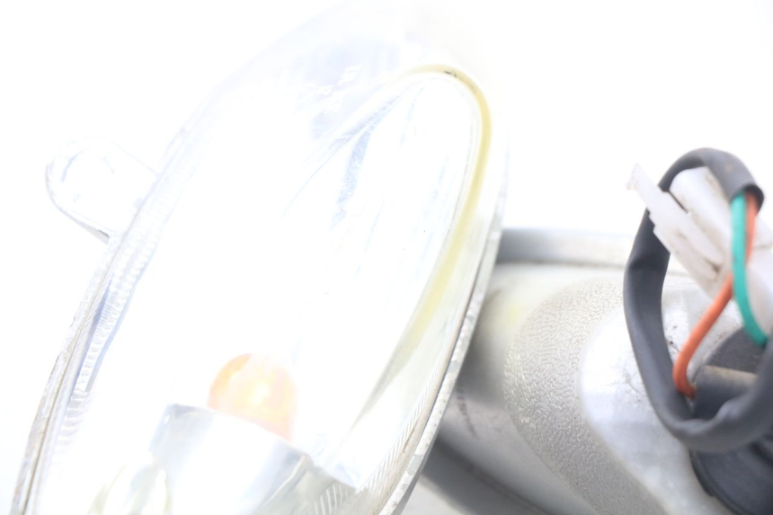 photo de CLIGNOTANT ARRIERE DAELIM S4 50 (2010 - 2015) - Zoom état d’usage