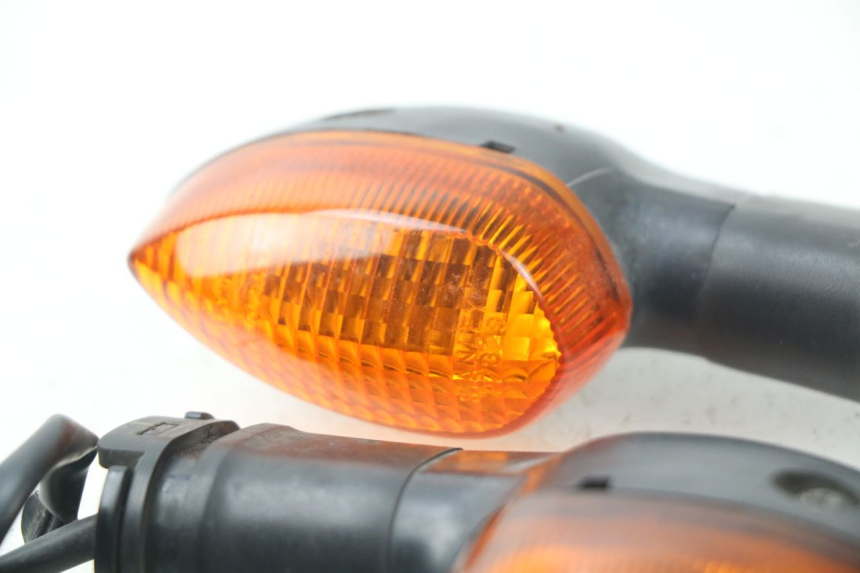 photo de CLIGNOTANT ARRIERE YAMAHA TDM ABS 900 (2002 - 2014) - Zoom état d’usage