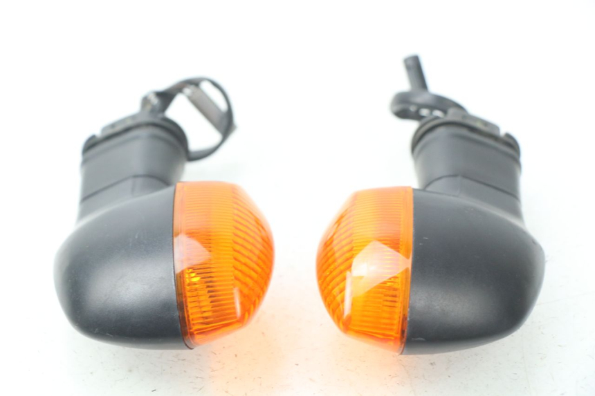 photo de CLIGNOTANT ARRIERE YAMAHA TDM ABS 900 (2002 - 2014) - Vue d’ensemble
