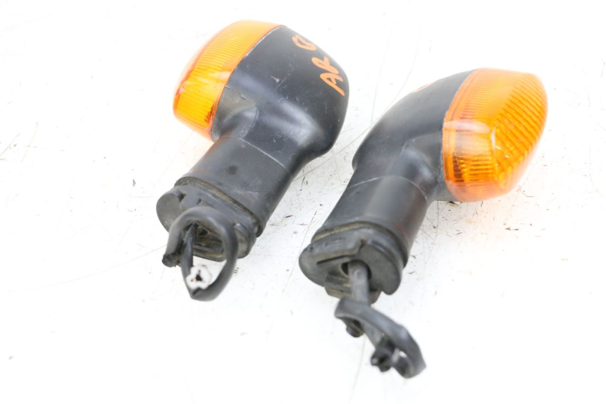 photo de CLIGNOTANT ARRIERE YAMAHA TDM ABS 900 (2002 - 2014) - État de surface