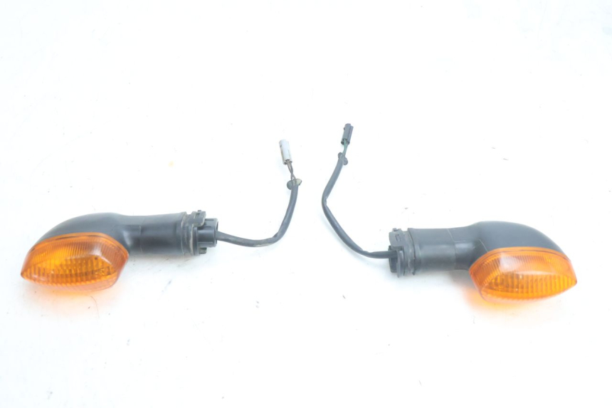 photo de CLIGNOTANT ARRIERE YAMAHA TDM ABS 900 (2002 - 2014) - Vue principale