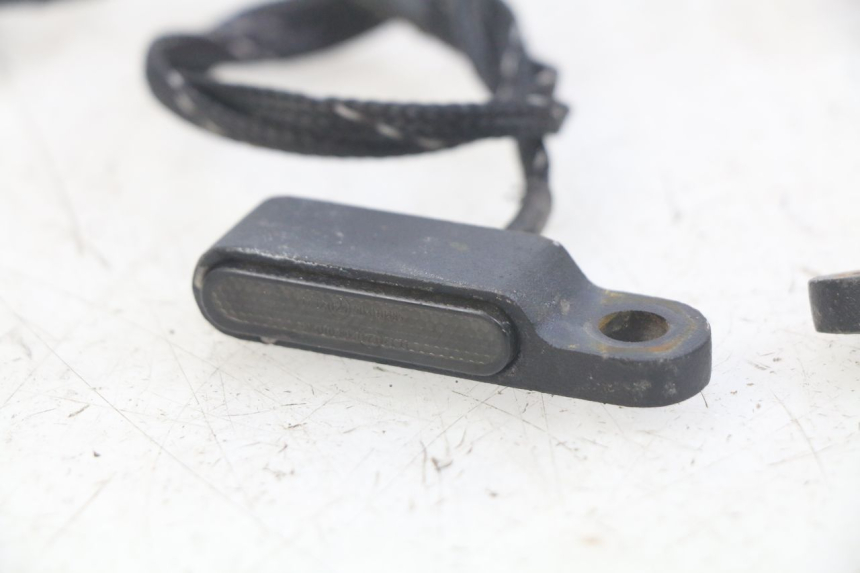 photo de CLIGNOTANT ARRIERE DAELIM VL DAYSTAR 125 (2000 - 2011) - Vue d’ensemble