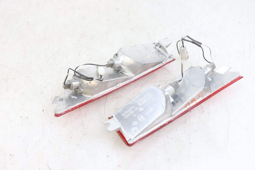 photo de CLIGNOTANT ARRIERE PIAGGIO XEVO - X EVO 125 (2007 - 2017) - Zoom état d’usage