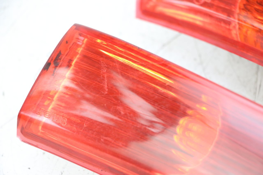 photo de CLIGNOTANT ARRIERE PIAGGIO XEVO - X EVO 125 (2007 - 2017) - Pièce contrôlée