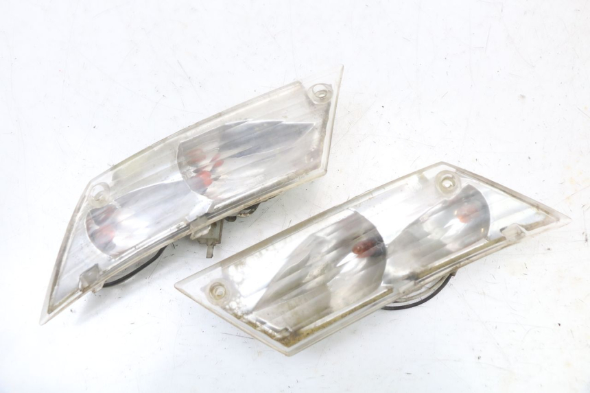 photo de CLIGNOTANT ARRIERE PIAGGIO ZIP 2T 50 (2009 - 2019) - Détail de la pièce