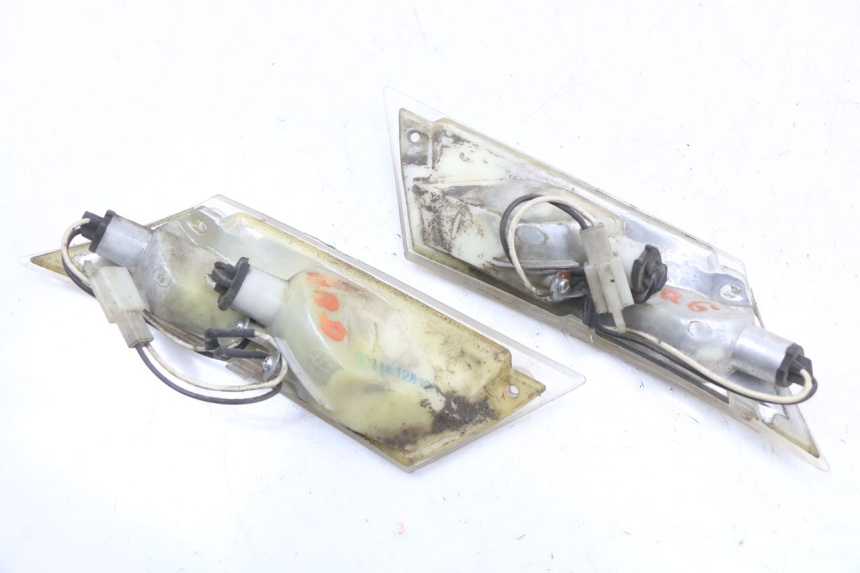 photo de CLIGNOTANT ARRIERE PIAGGIO ZIP 2T 50 (2009 - 2019) - Zoom état d’usage