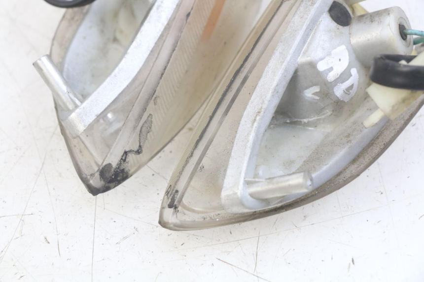 photo de CLIGNOTANT AVANT KYMCO AGILITY RS 4T 50 (2009 - 2013) - Vue d’ensemble