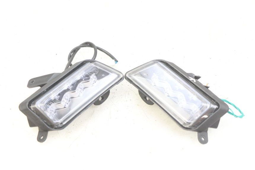 photo de CLIGNOTANT AVANT ORCAL CAVARO 4T 50 (2019 - 2023) - Vue principale