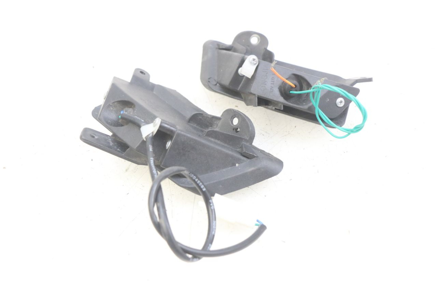 photo de CLIGNOTANT AVANT ORCAL CAVARO 4T 50 (2019 - 2023) - Zoom état d’usage