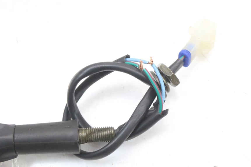 photo de CLIGNOTANT AVANT DROIT E-MAX 80L 1 (2011 - 2014) - Gros plan technique