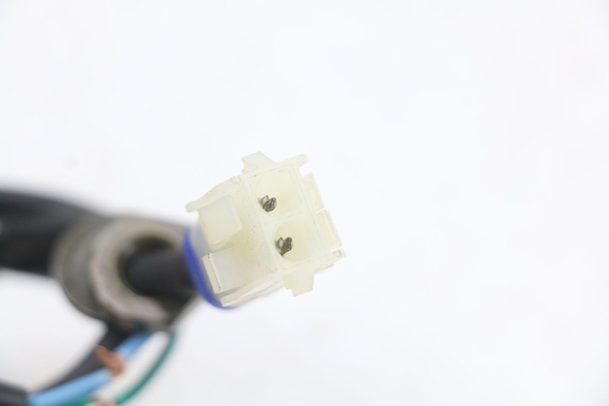 photo de CLIGNOTANT AVANT DROIT E-MAX 80L 1 (2011 - 2014) - Points de fixation